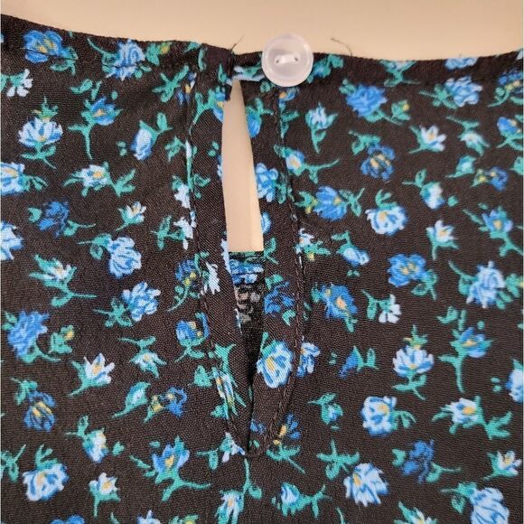 Wild Fable Women's Floral Ruffled Crop Top Blouse - Picture 14 of 16